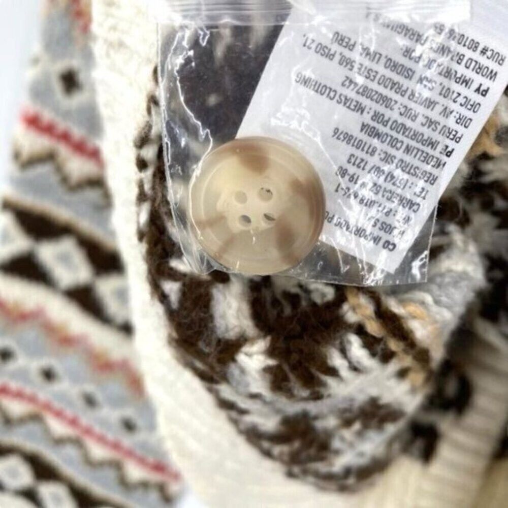 American Eagle Women's Fair Isle Argyle Button Down Cardigan Sweater - Picture 9 of 12